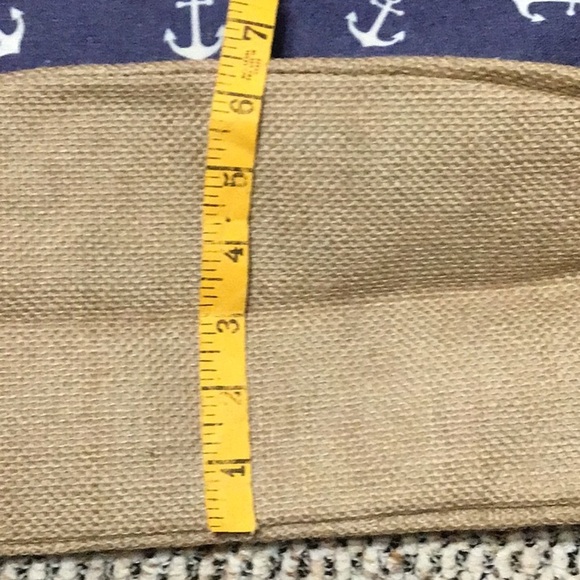 🆕Large off white w/ navy anchors tote - Picture 7 of 8